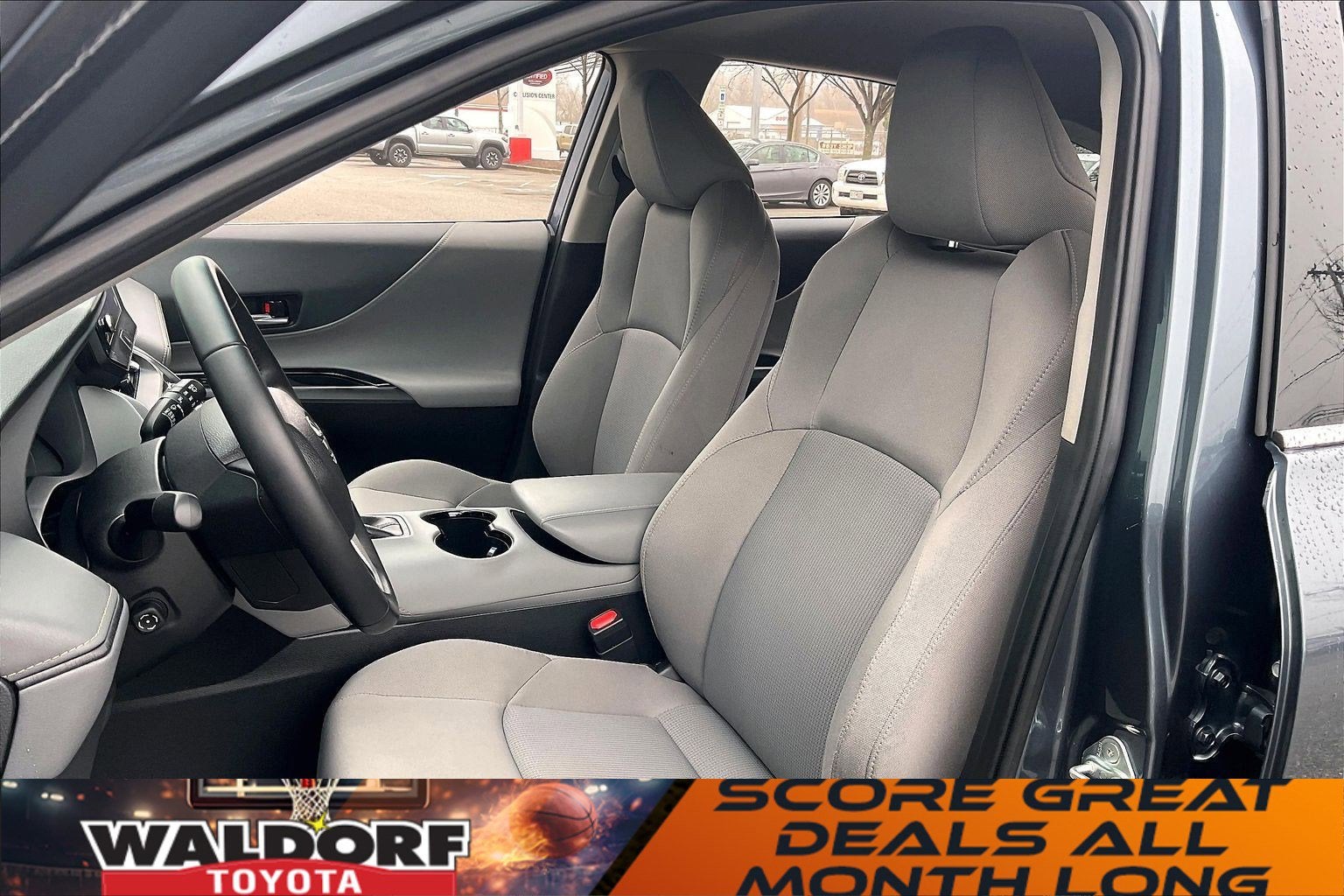 2023 Toyota Venza LE