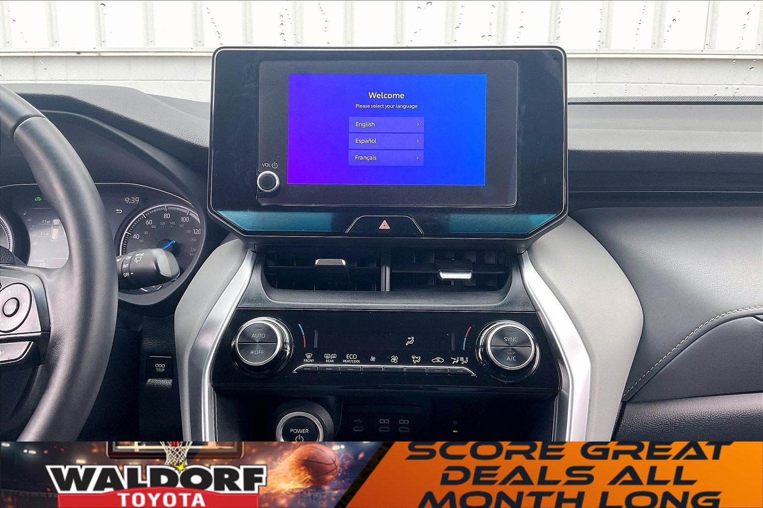 2023 Toyota Venza LE