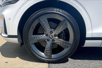 2023 Genesis GV70 2.5T