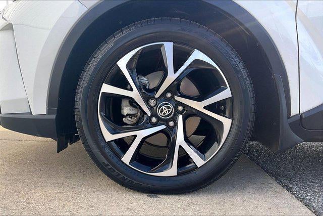 2020 Toyota C-HR XLE