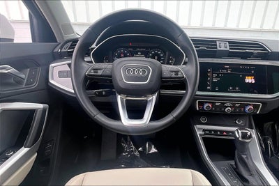 2022 Audi Q3 Premium