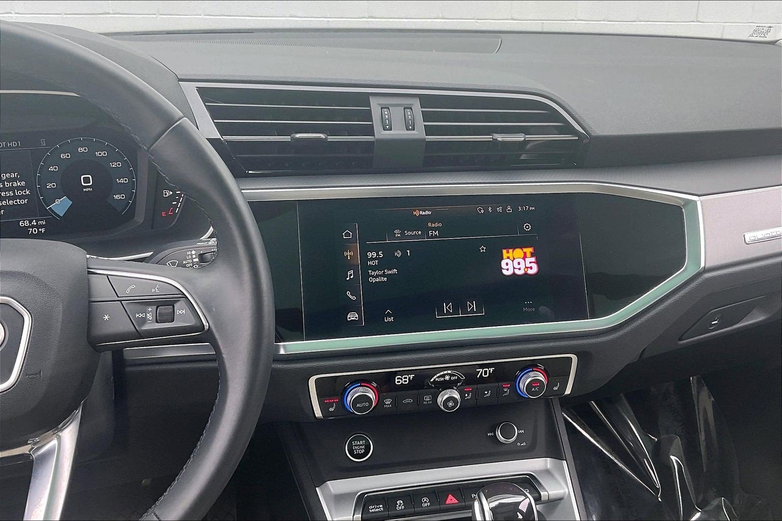 2022 Audi Q3 Premium