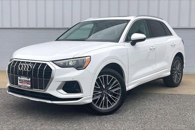 2022 Audi Q3 Premium