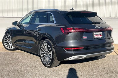 2019 Audi e-tron Prestige