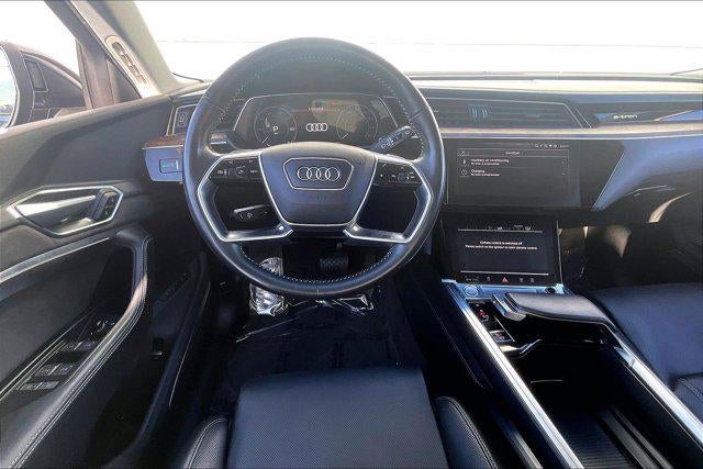 2019 Audi e-tron Prestige