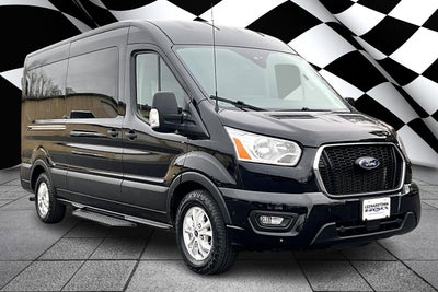 2022 Ford Transit Passenger Wagon XLT