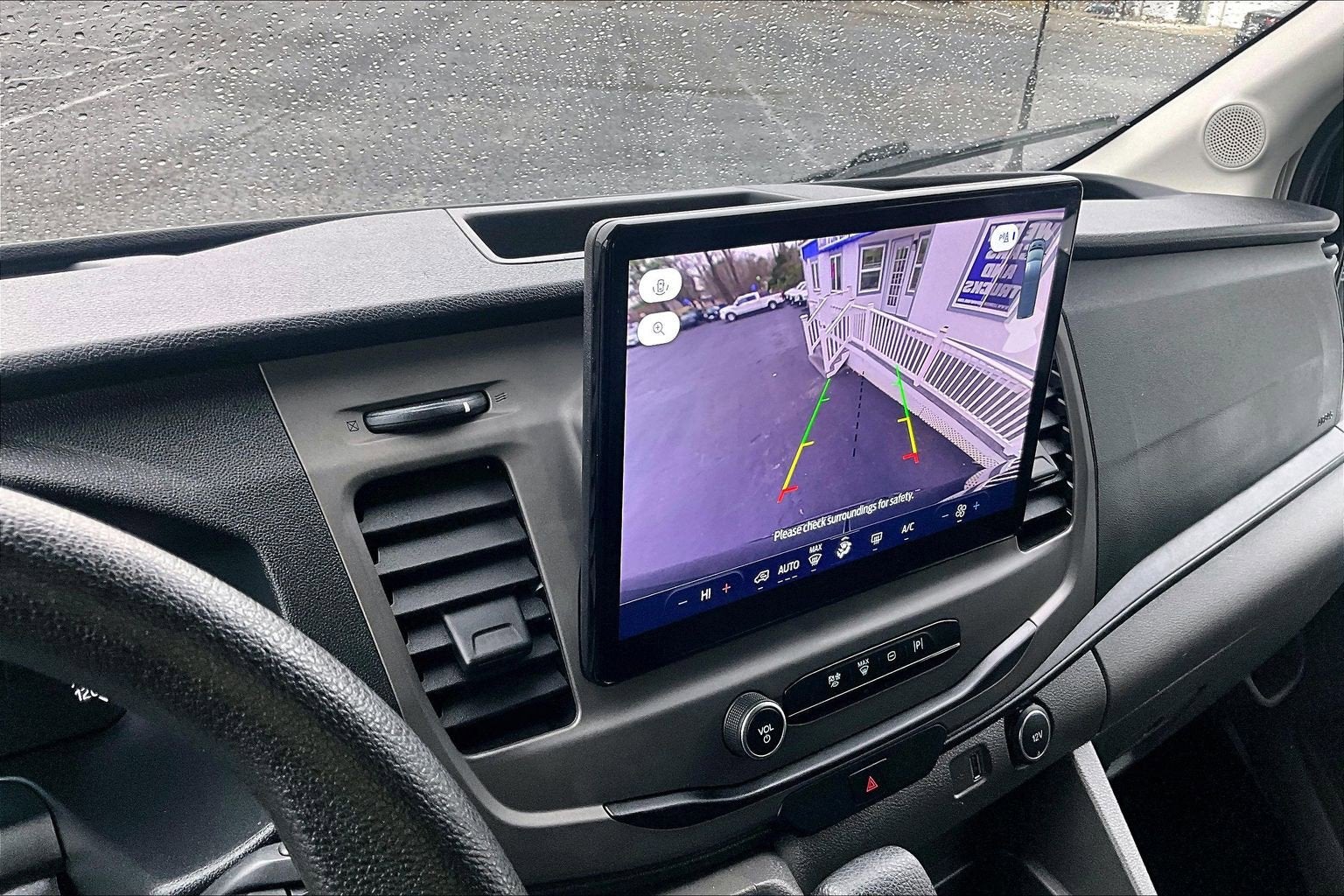 2022 Ford Transit Passenger Wagon XLT