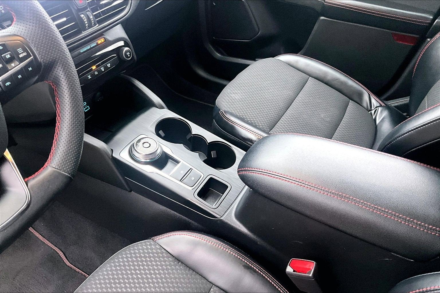 2023 Ford Escape ST-Line TECH PKG