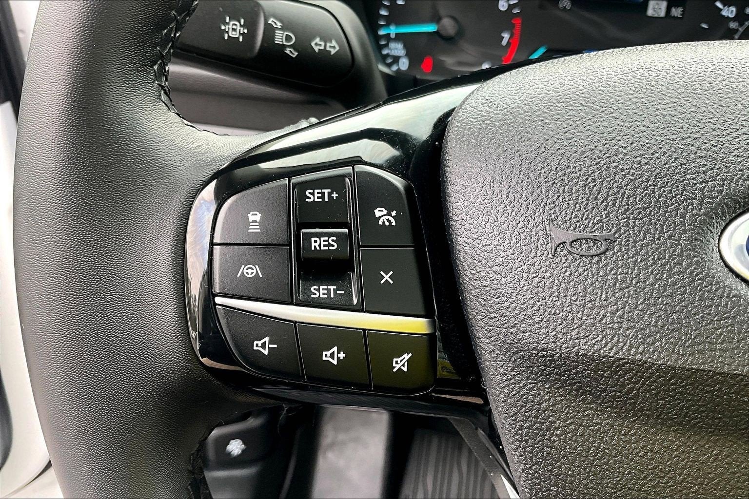 2022 Ford Escape SEL PANO ROOF