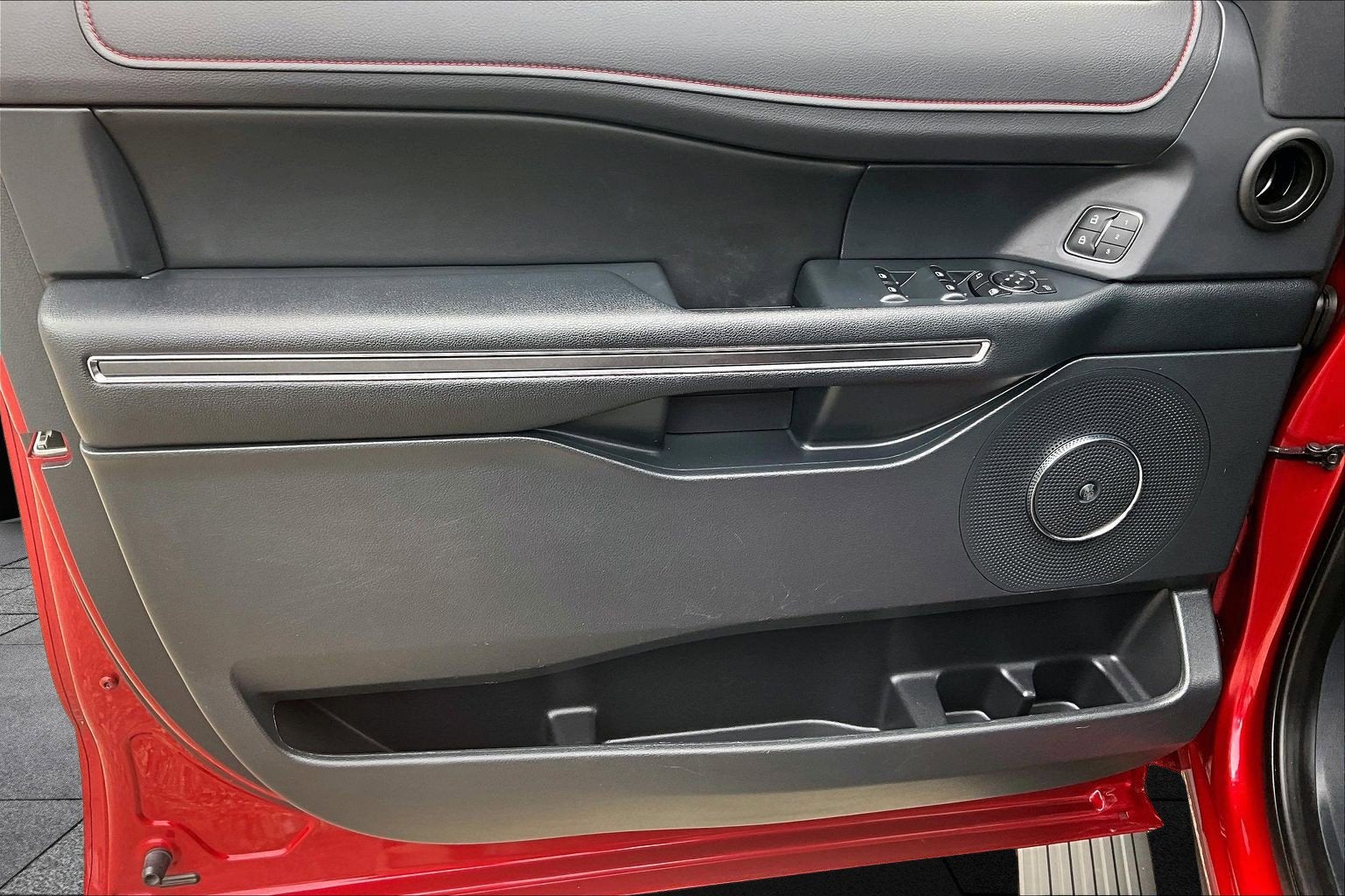 2022 Ford Expedition Max Limited STEALTH PERFORMANCE PKG