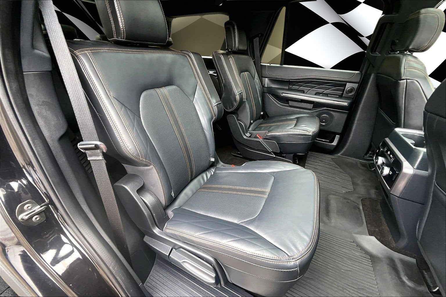 2022 Ford Expedition Platinum