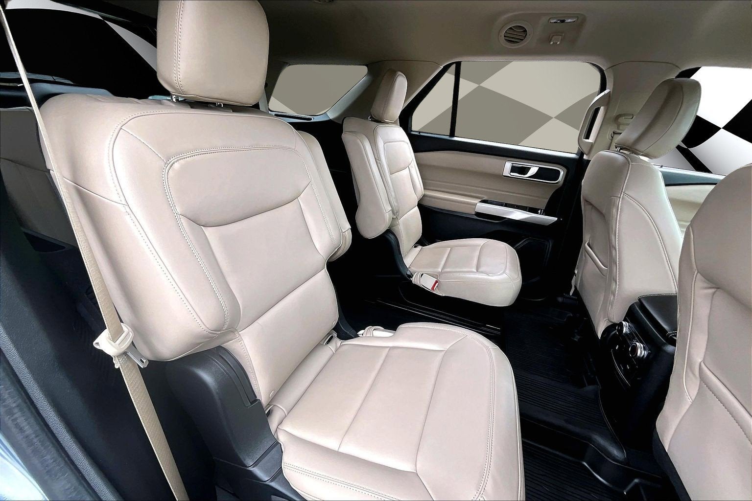 2022 Ford Explorer XLT LUXURY