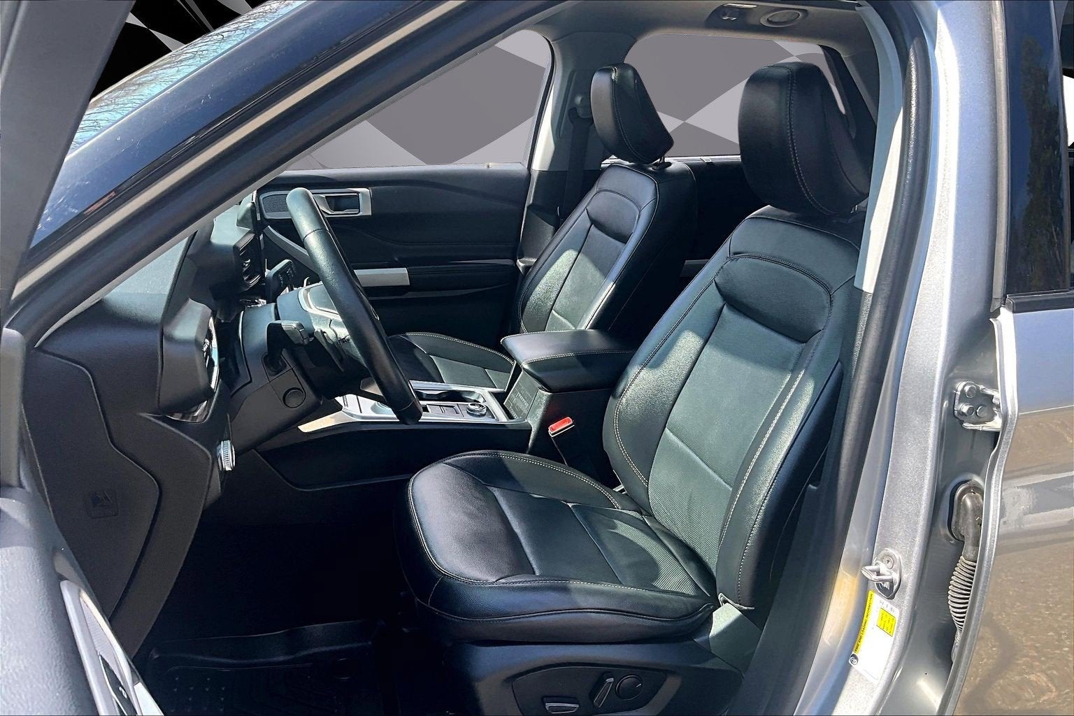 2021 Ford Explorer Limited PANO ROOF