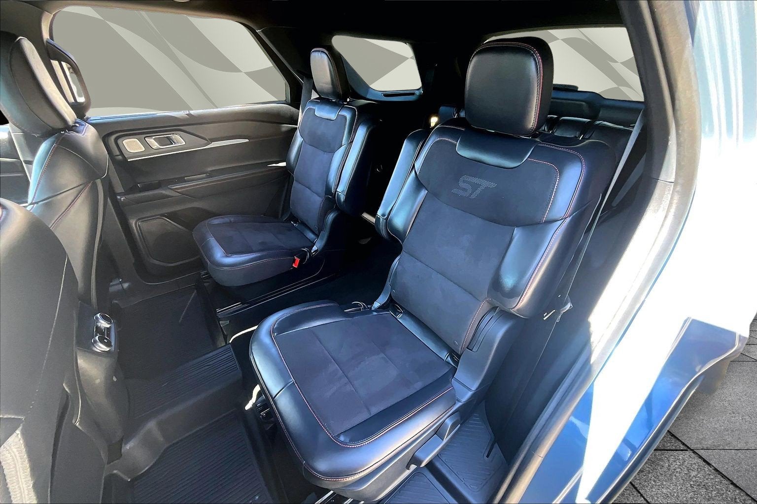 2025 Ford Explorer ST PERFORMANCE SUV