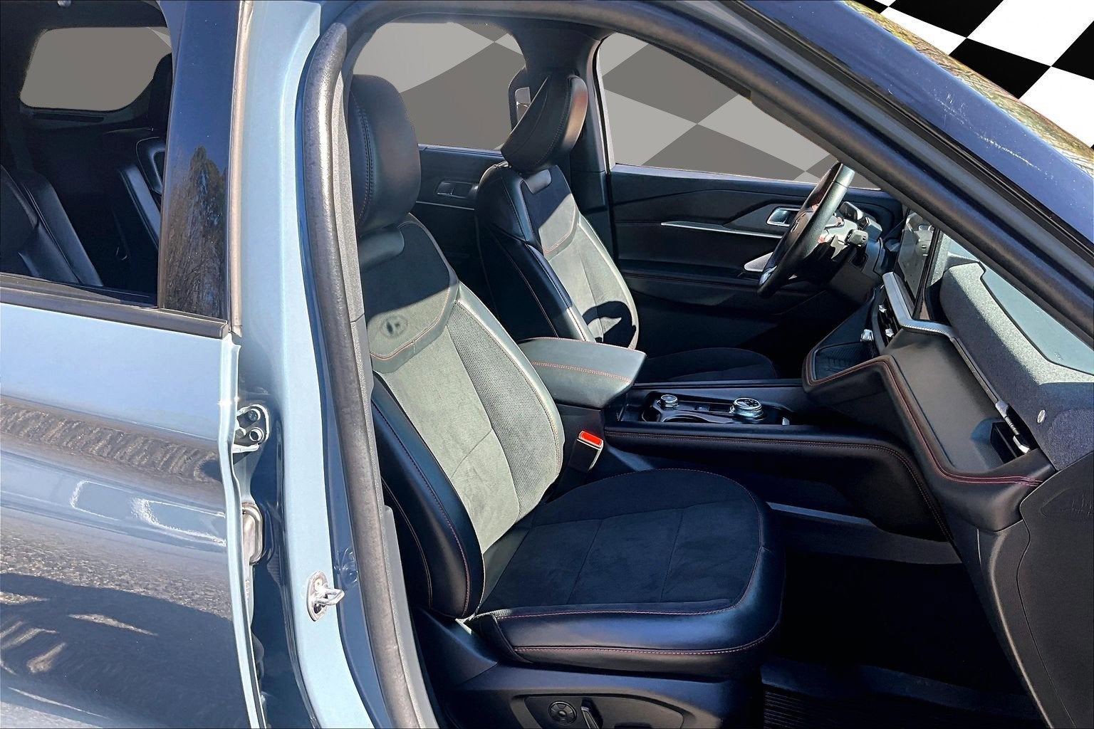 2025 Ford Explorer ST PERFORMANCE SUV