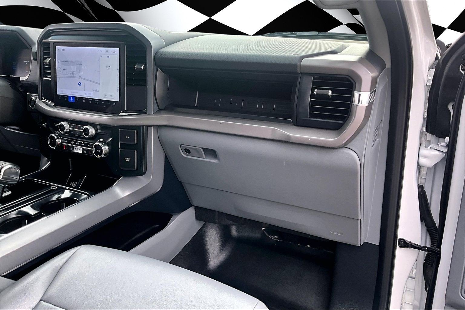 2025 Ford F-150 Lightning Pro