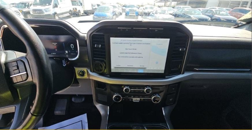 2023 Ford F-150 Lightning XLT LONG RANGE LUX PACKAGE