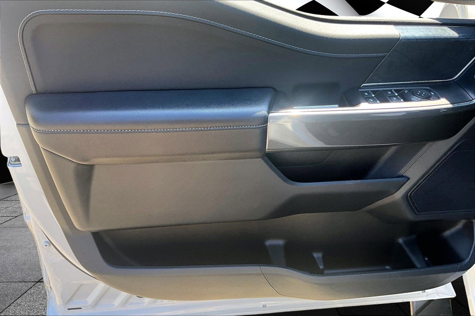 2023 Ford F-150 XLT SPORT