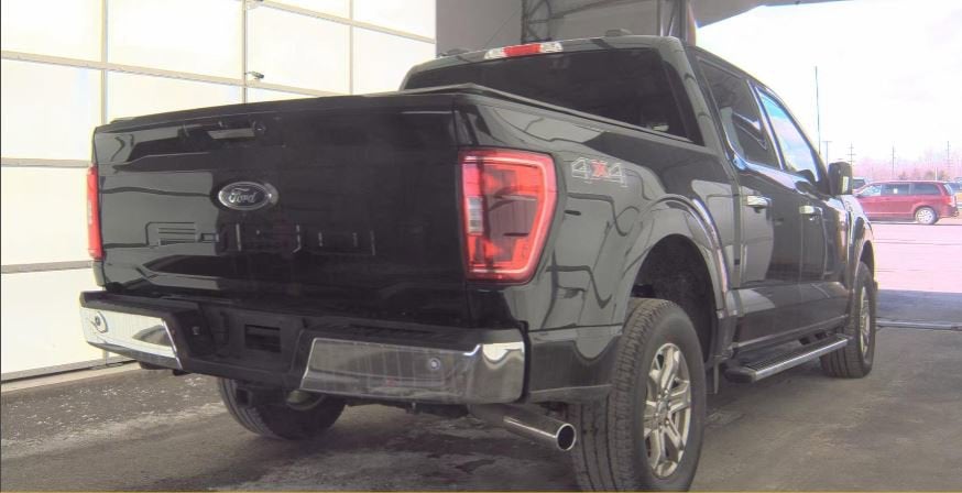 2022 Ford F-150 XLT V8 PANO ROOF LUXURY 4WD