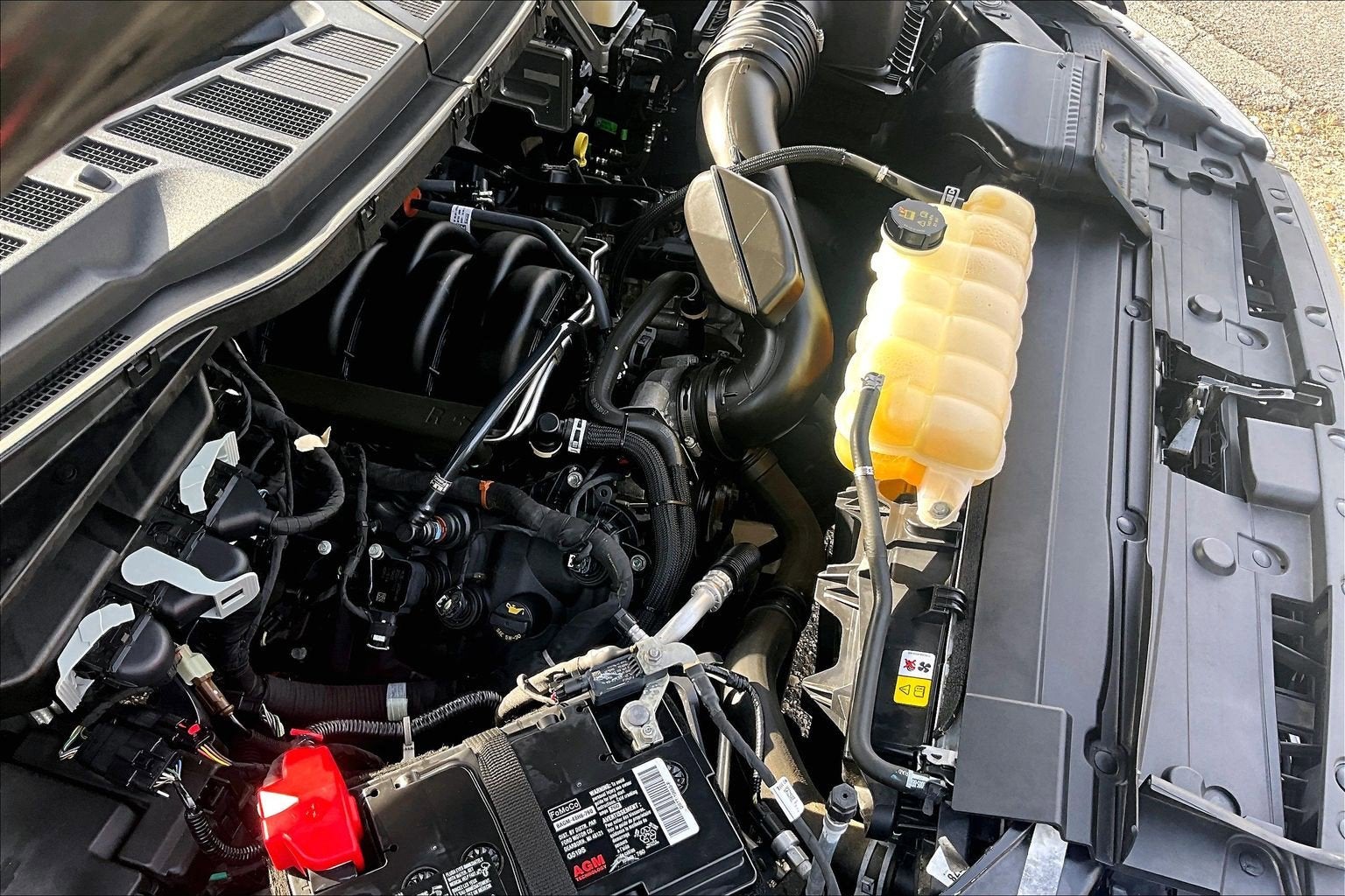 2023 Ford F-150 STX V8 CREW