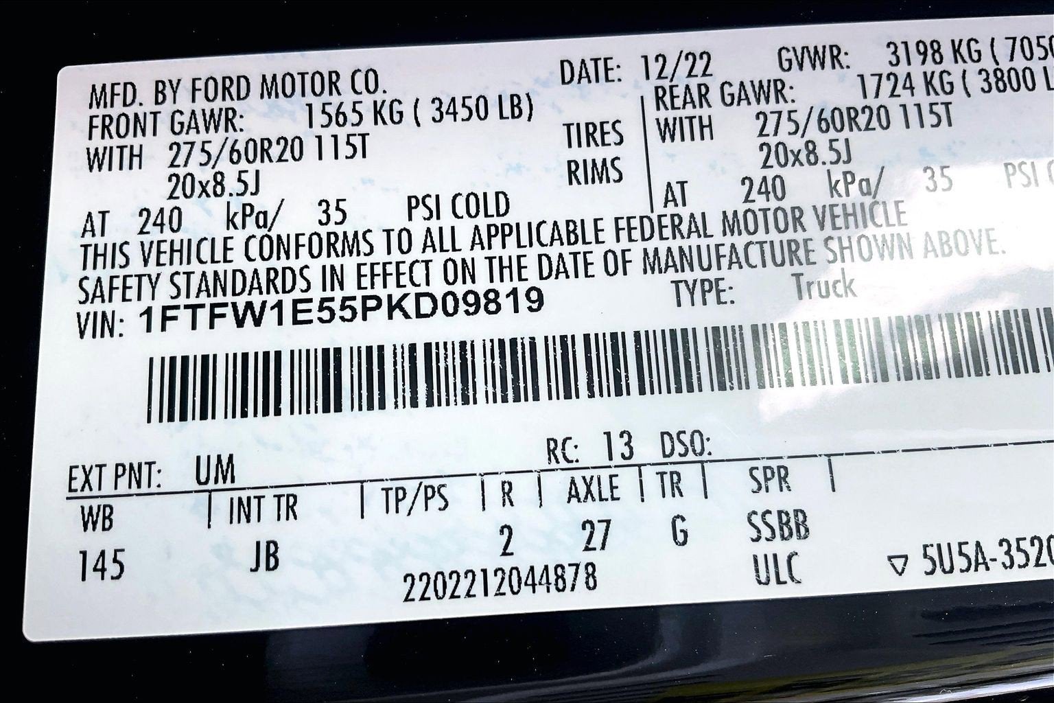 2023 Ford F-150 STX V8 CREW