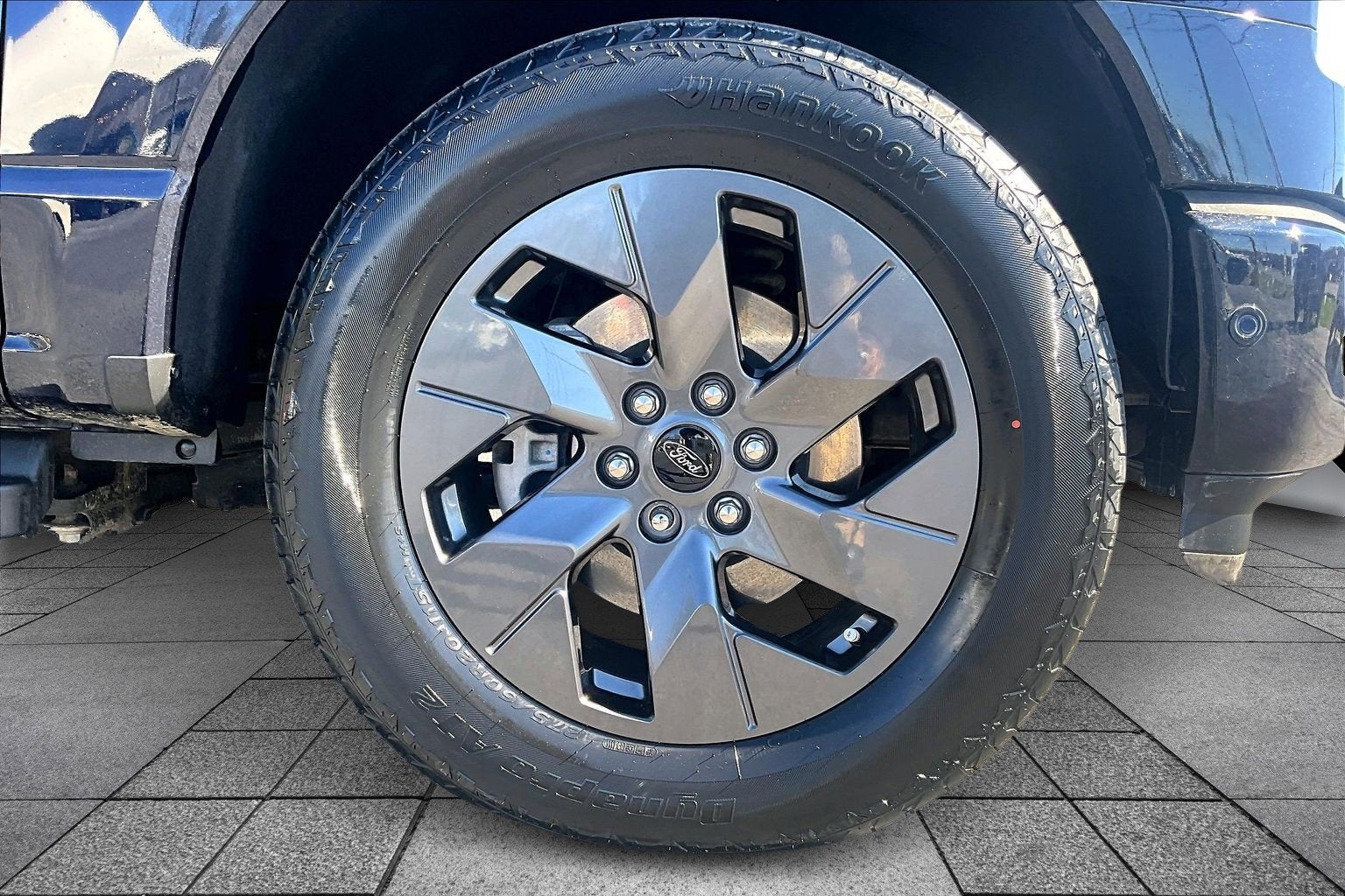 2023 Ford F-150 Lightning LARIAT LONG RANGE PANO ROOF