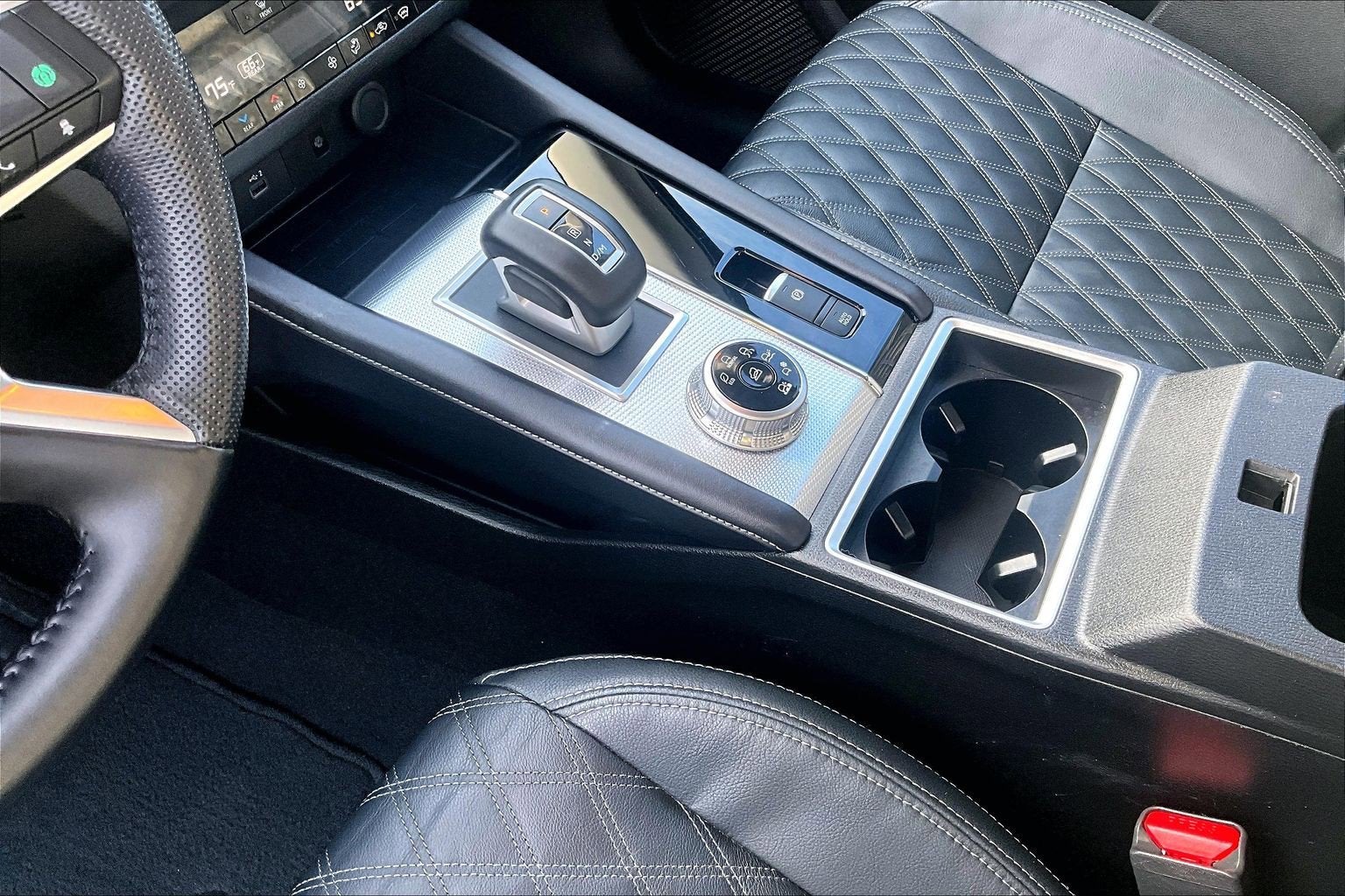 2023 Mitsubishi Outlander SEL