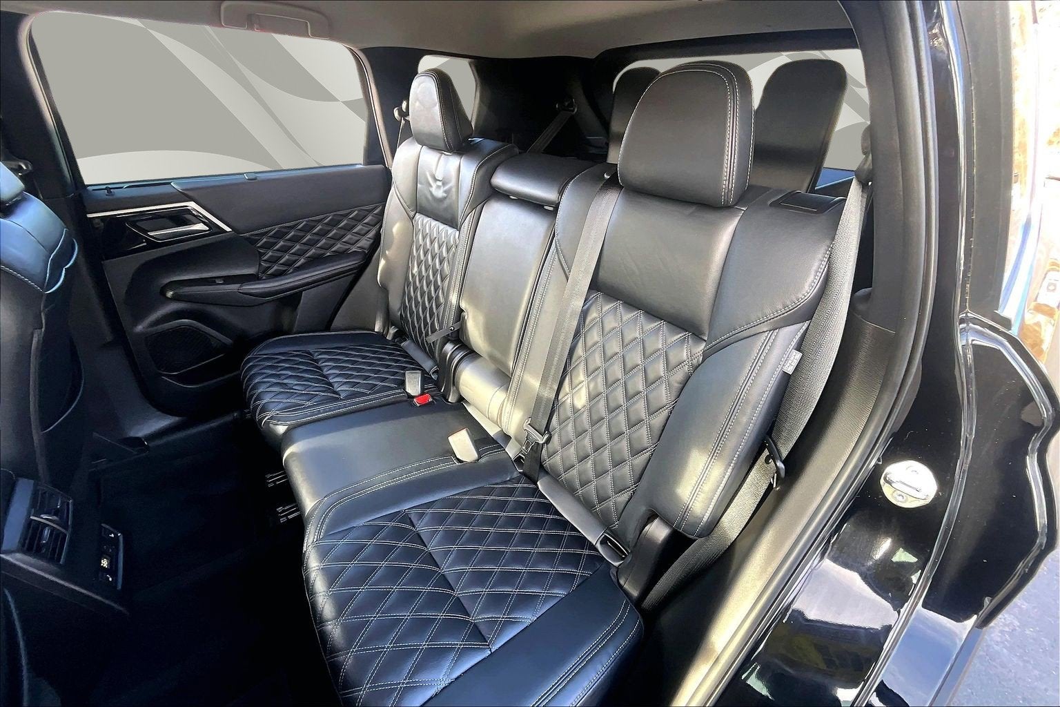 2023 Mitsubishi Outlander SEL