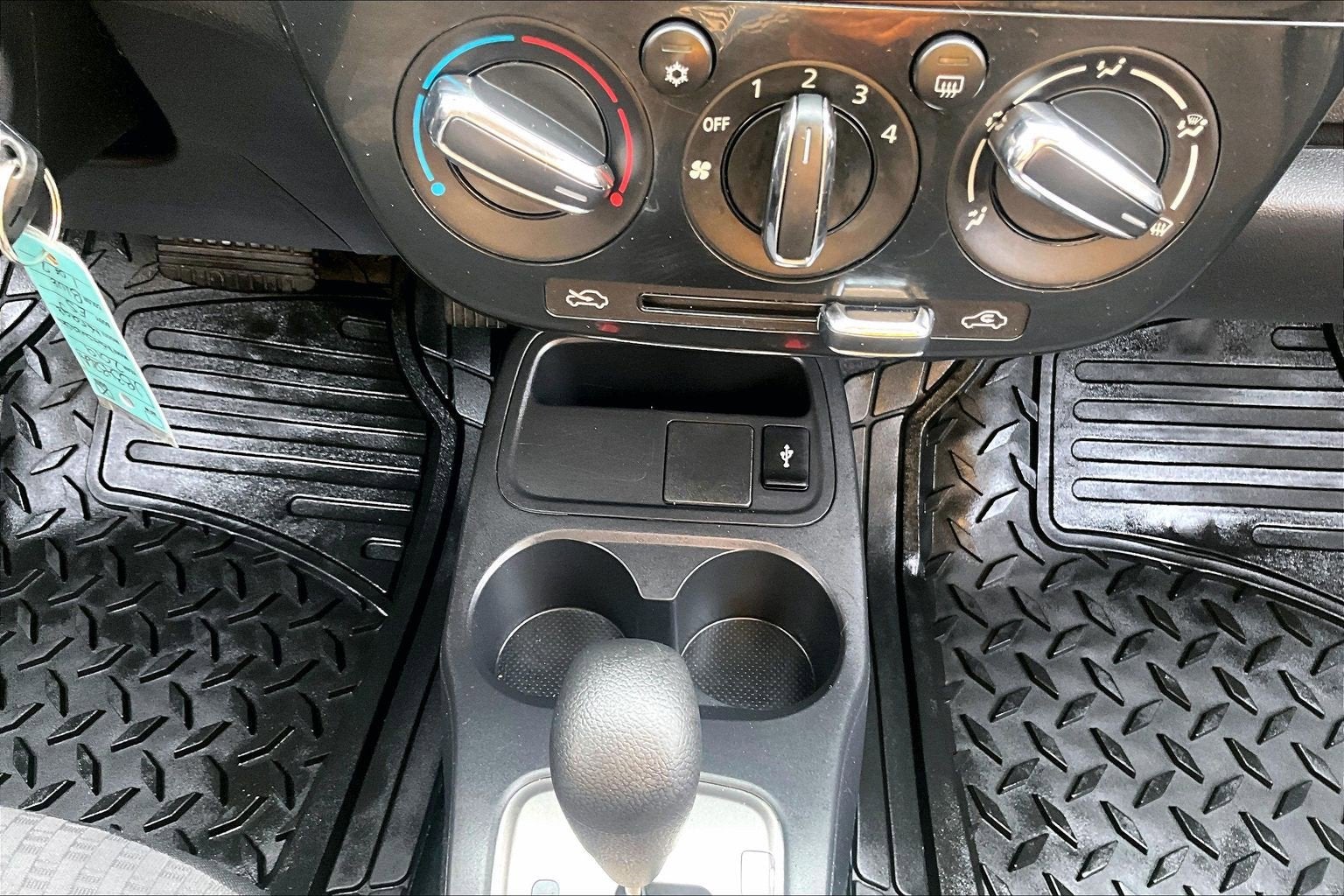 2019 Mitsubishi Mirage ES