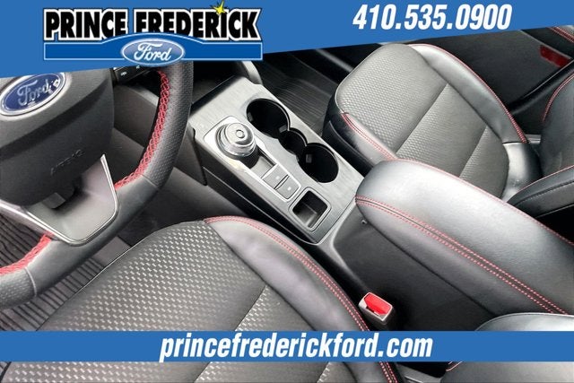 2025 Ford Escape ST-Line Select