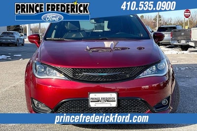 2020 Chrysler Pacifica Hybrid Touring L