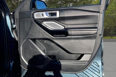 2022 Ford Explorer Platinum