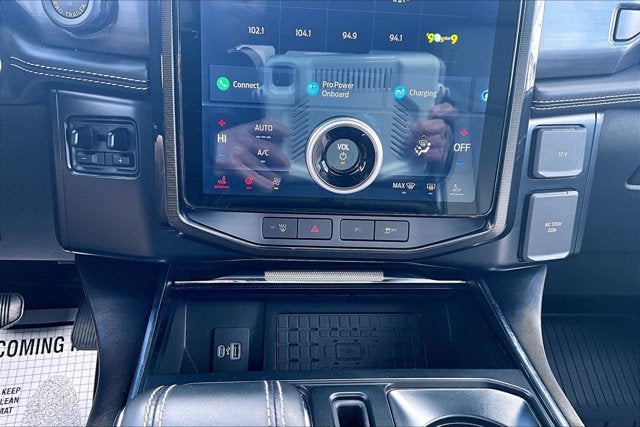 2023 Ford F-150 Lightning Platinum