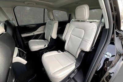 2025 Lincoln Aviator Premiere