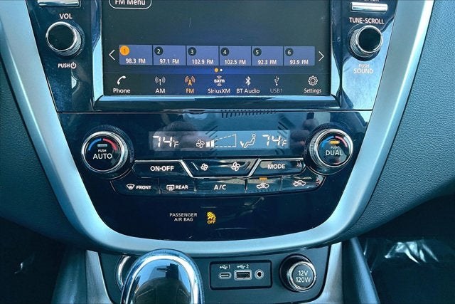 2023 Nissan Murano SV