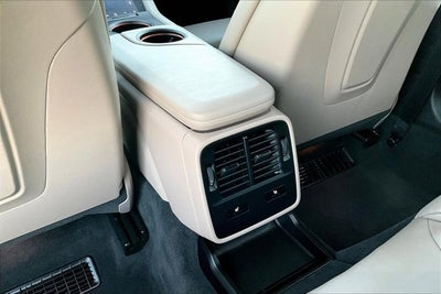 2022 Porsche Taycan Base