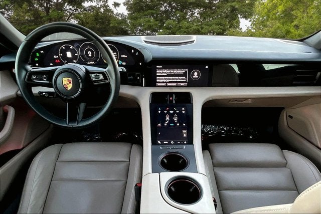 2022 Porsche Taycan Base