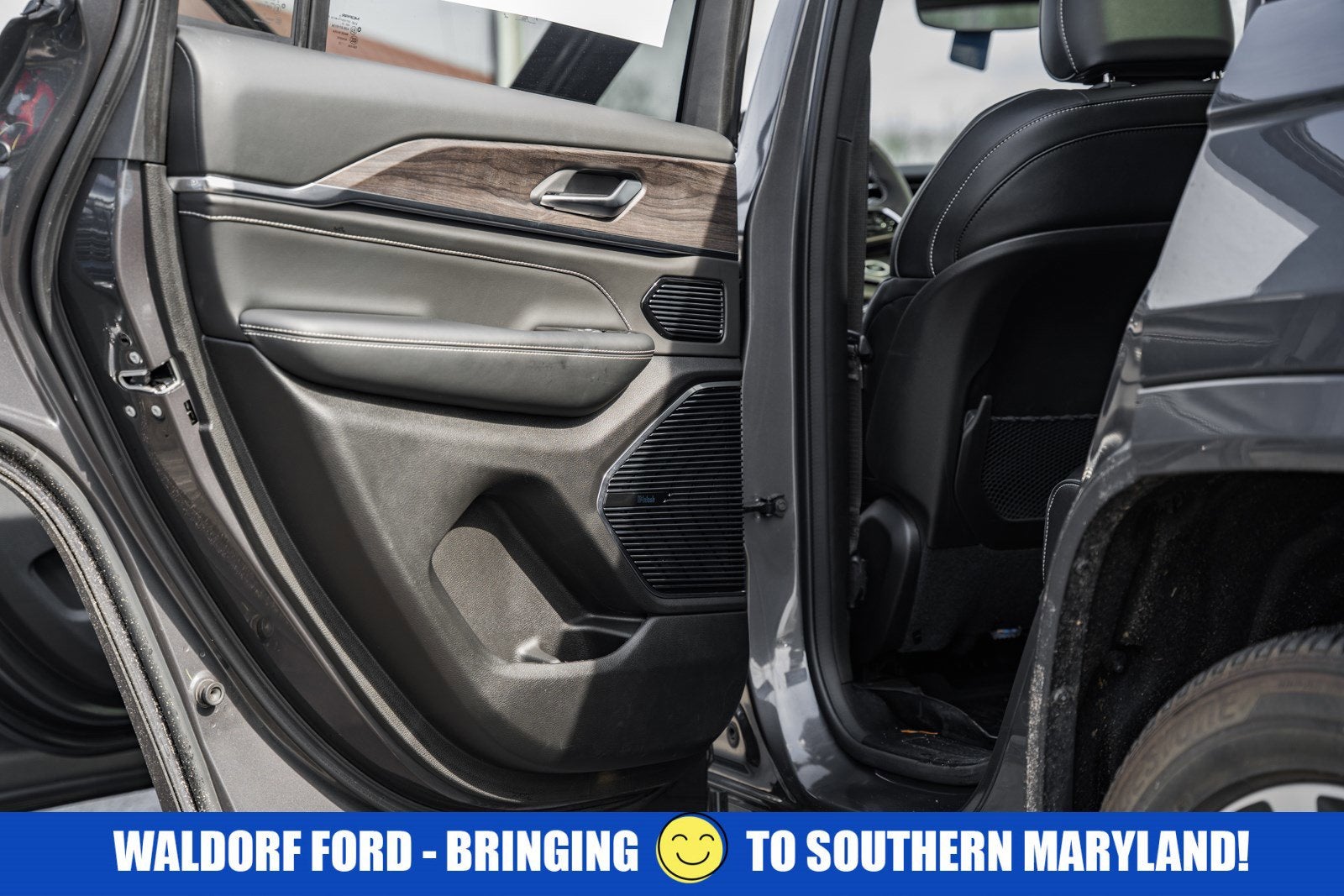 2023 Jeep Grand Cherokee 4xe Overland