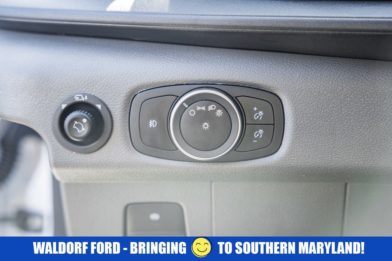 2023 Ford Transit Passenger Wagon 350