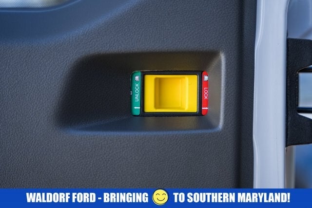 2023 Ford Transit Passenger Wagon 350