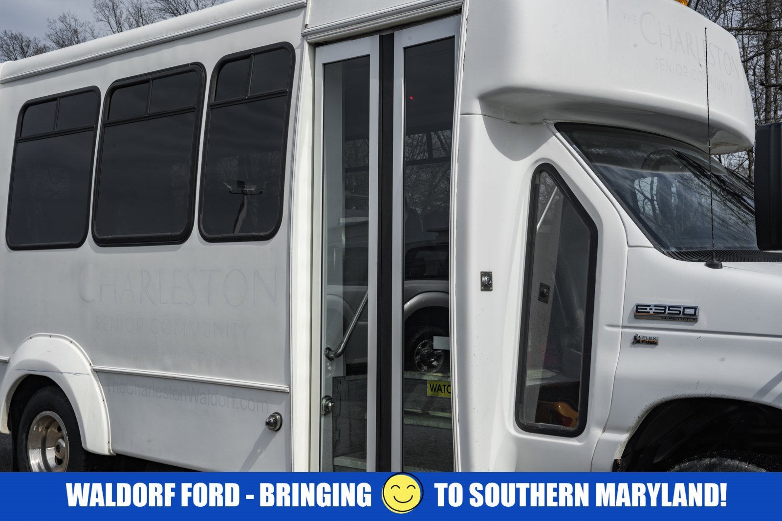 2015 Ford Econoline Commercial Cutaway E-350 Super Duty 138" DRW