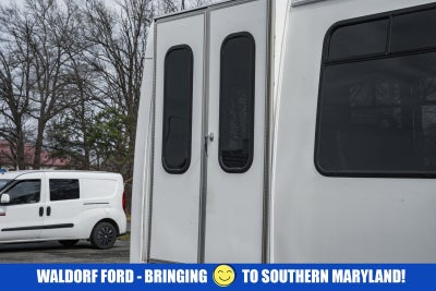 2015 Ford Econoline Commercial Cutaway E-350 Super Duty 138" DRW
