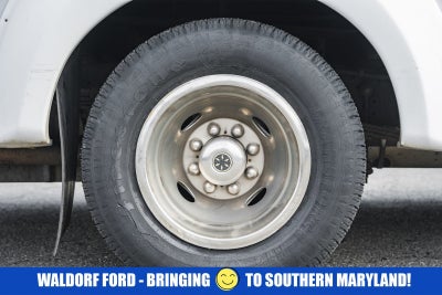 2015 Ford Econoline Commercial Cutaway E-350 Super Duty 138" DRW