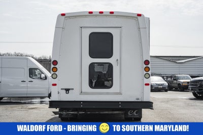2015 Ford Econoline Commercial Cutaway E-350 Super Duty 138" DRW