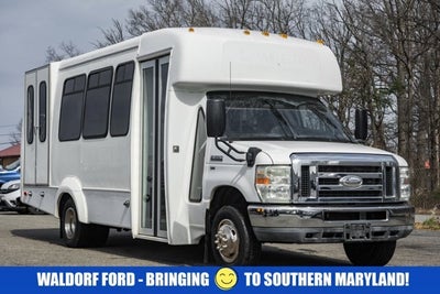 2015 Ford Econoline Commercial Cutaway E-350 Super Duty 138" DRW