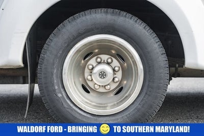 2015 Ford Econoline Commercial Cutaway E-350 Super Duty 138" DRW