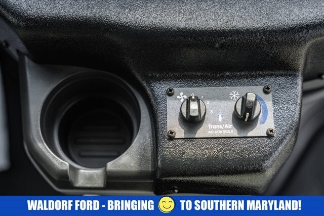 2015 Ford Econoline Commercial Cutaway E-350 Super Duty 138" DRW