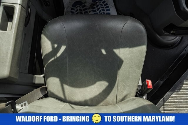 2015 Ford Econoline Commercial Cutaway E-350 Super Duty 138" DRW