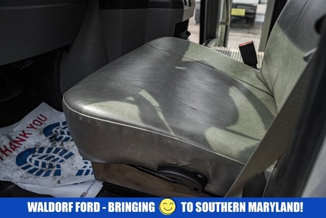 2015 Ford Econoline Commercial Cutaway E-350 Super Duty 138" DRW