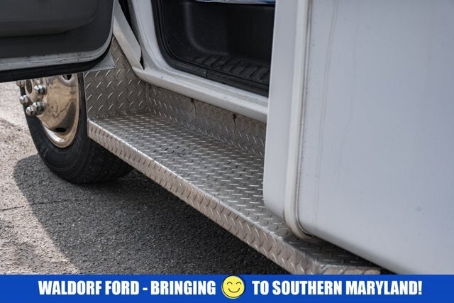 2015 Ford Econoline Commercial Cutaway E-350 Super Duty 138" DRW